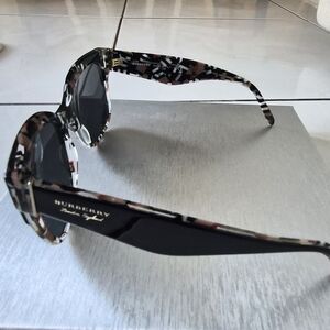 Burberry Black and Patterned Women's Sunglasses